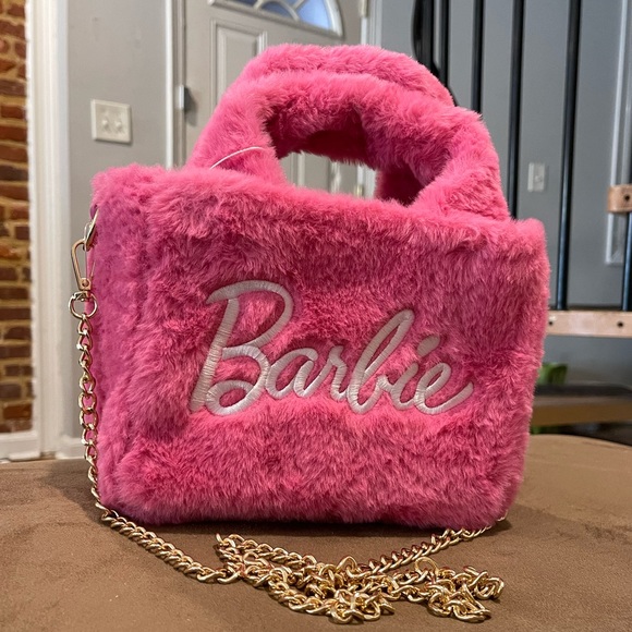 Skinnydip x Barbie pink limited edition bag - Picture 2 of 4